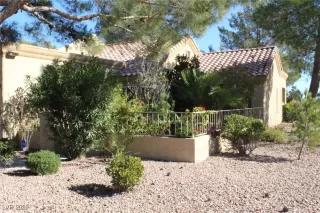 Photo #3: 2747674 Listing 