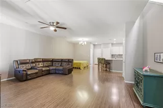 Photo #3: 2747732 Listing 