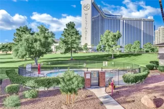 Photo #1: 2747737 Listing 