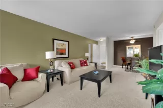 Photo #3: 2747737 Listing 