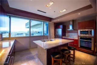 Photo #5: 2747748 Listing 