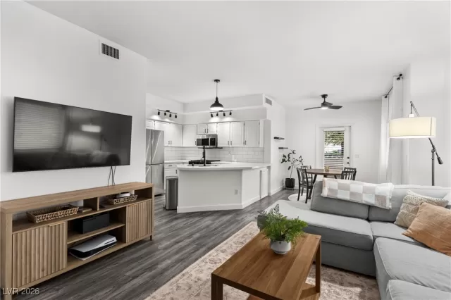 MLS: 2747778 Condo For Sale