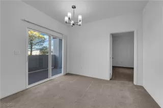 Photo #5: 2747811 Listing 