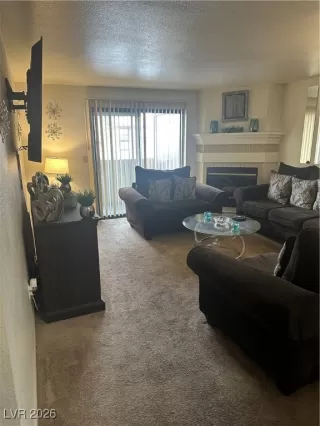 Photo #6: 2747821 Listing 