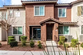 More Details about MLS # 2747846 : 965 NEVADA STATE DRIVE 40102