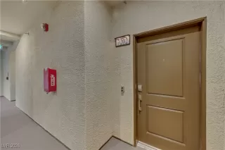 Photo #5: 2747861 Listing 