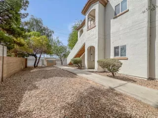 Photo #1: 2747910 Listing 