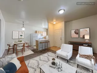 Photo #3: 2747910 Listing 