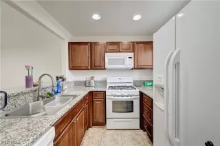 Photo #1: 2747919 Listing 