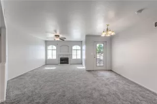 Photo #3: 2747963 Listing 