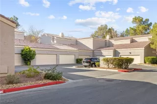 Photo #1: 2747974 Listing 