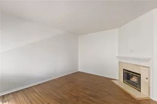 Photo #2: 2747974 Listing 