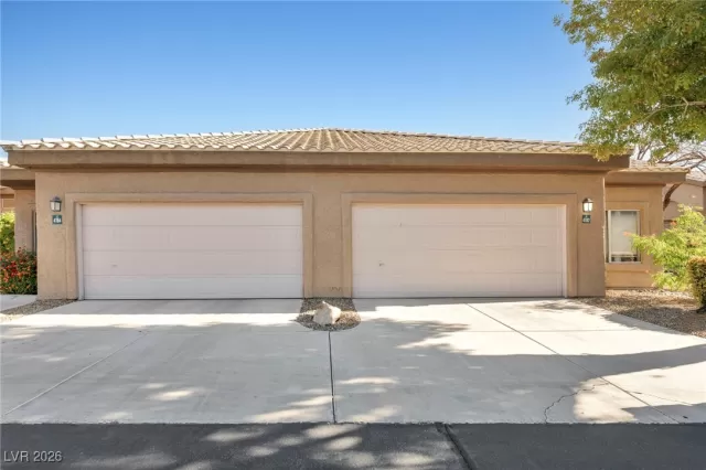 MLS: 2748081 Condo For Sale