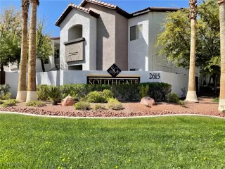 Photo #4: 2748111 Listing 