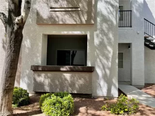 Photo #6: 2748111 Listing 