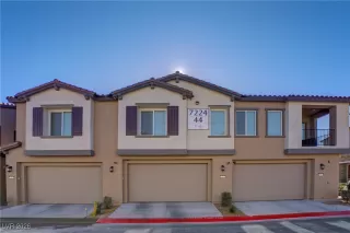 Photo #2: 2748161 Listing 