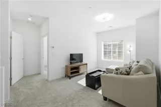 Photo #6: 2748161 Listing 