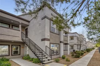 Photo #1: 2748168 Listing 