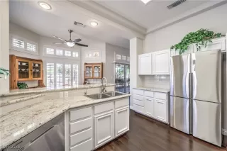 Photo #1: 2748191 Listing 