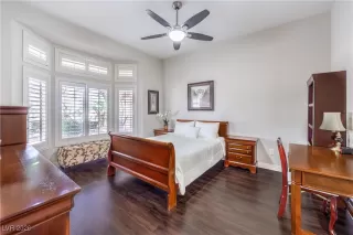 Photo #2: 2748191 Listing 