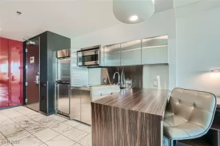 Photo #5: 2748196 Listing 