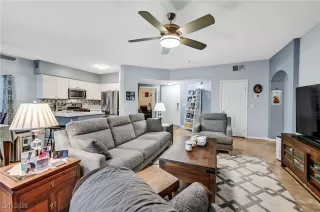 Photo #5: 2748198 Listing 