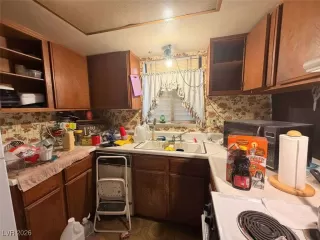 Photo #3: 2748220 Listing