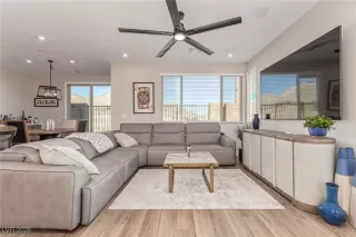 Photo #1: 2748223 Listing 