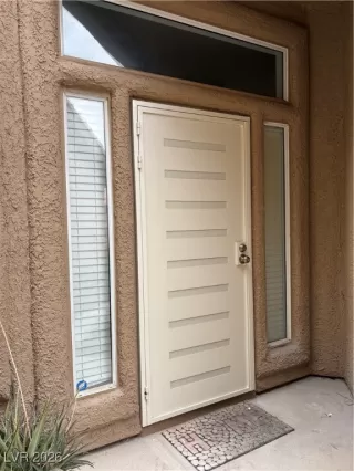 Photo #2: 2748229 Listing