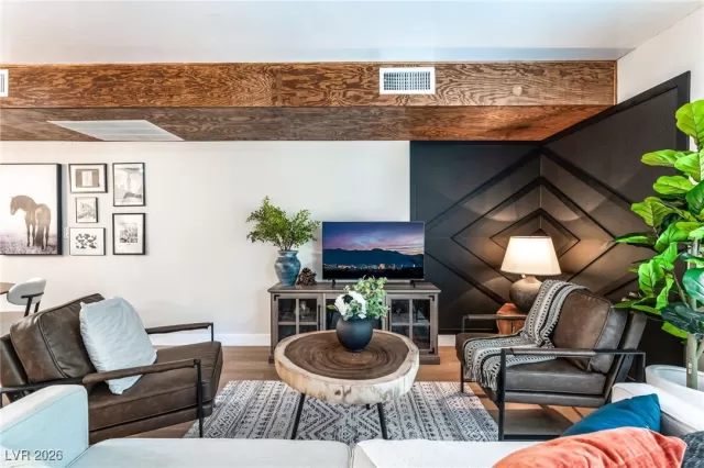 MLS: 2748234 Condo For Sale