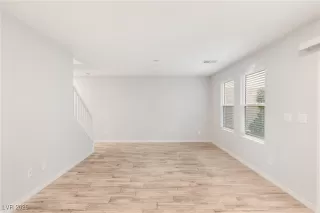 Photo #6: 2748240 Listing 