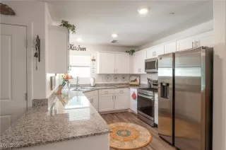 Photo #3: 2748245 Listing 