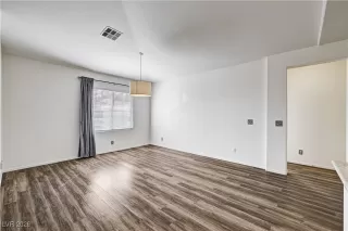 Photo #4: 2748254 Listing 