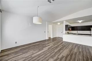 Photo #5: 2748254 Listing 