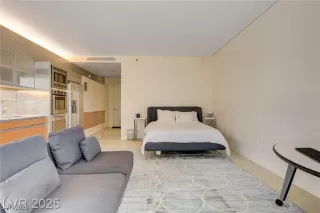 Photo #3: 2748276 Listing 