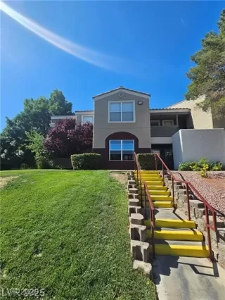 Photo #3: 2748285 Listing 