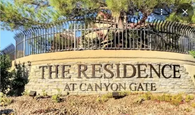 MLS: 2748324 Condo For Sale