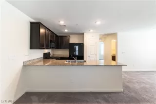 Photo #4: 2748358 Listing 