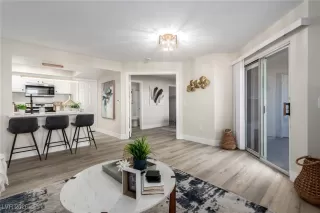 Photo #6: 2748390 Listing 