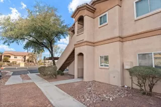 Photo #3: 2748401 Listing 