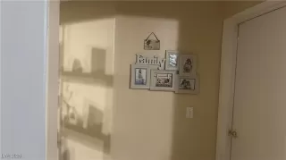 Photo #4: 2748427 Listing 