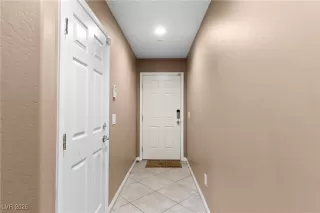 Photo #5: 2748458 Listing