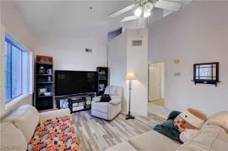 Photo #3: 2748465 Listing 