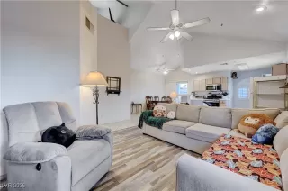 Photo #5: 2748465 Listing 