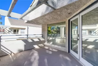 Photo #3: 2748485 Listing 