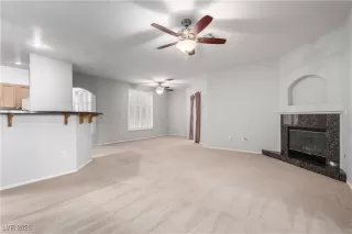 Photo #3: 2748512 Listing