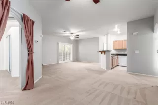 Photo #4: 2748512 Listing