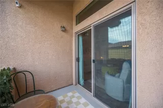 Photo #4: 2748518 Listing 