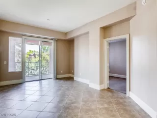 Photo #3: 2748527 Listing 