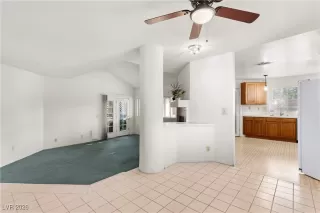 Photo #4: 2748587 Listing 